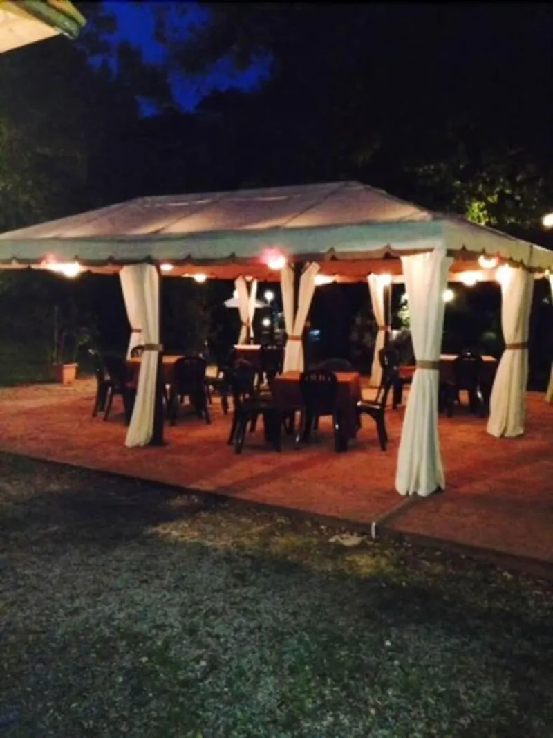 Hotel Monti San Baronto
