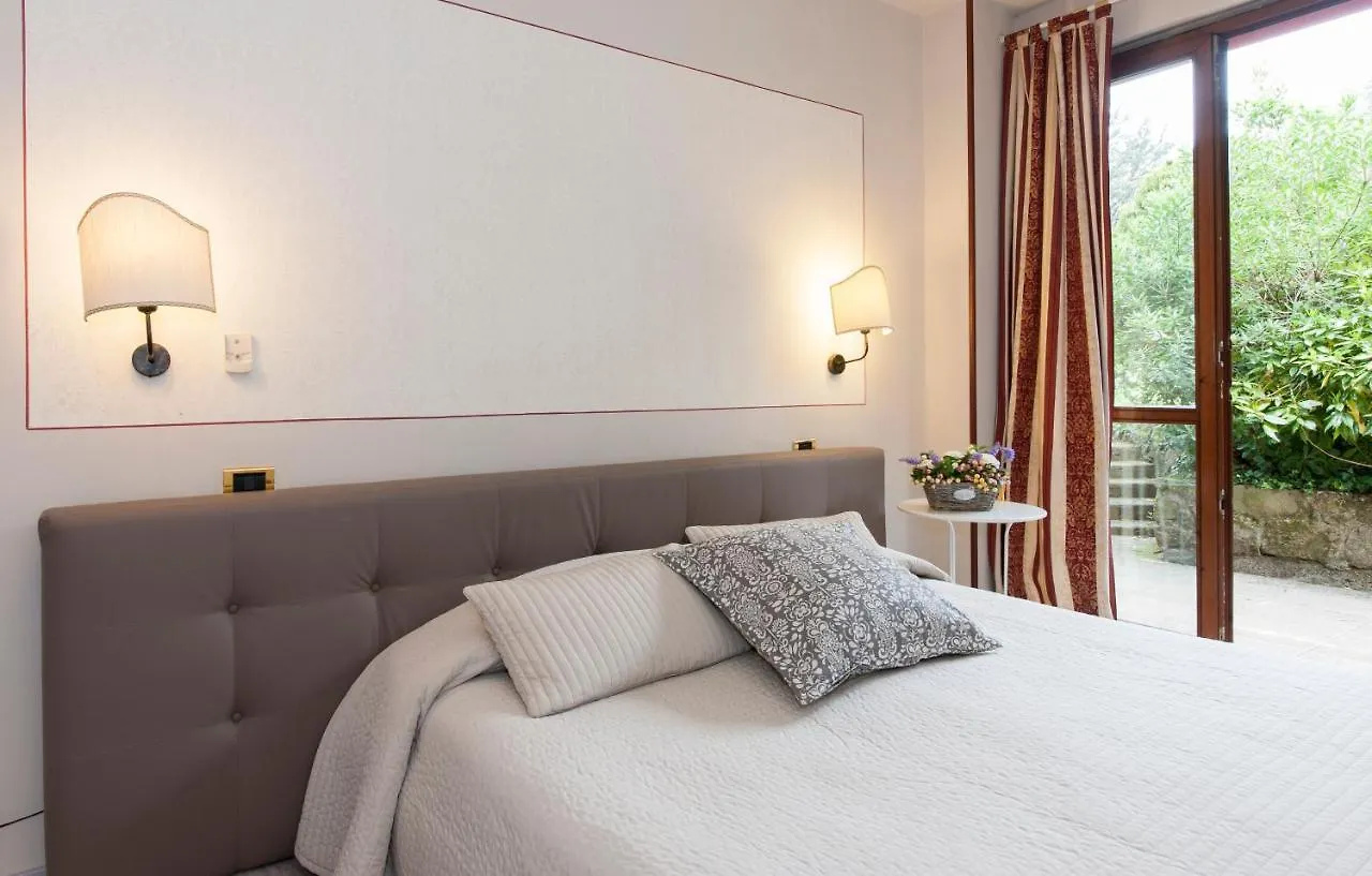 Hotel Monti San Baronto