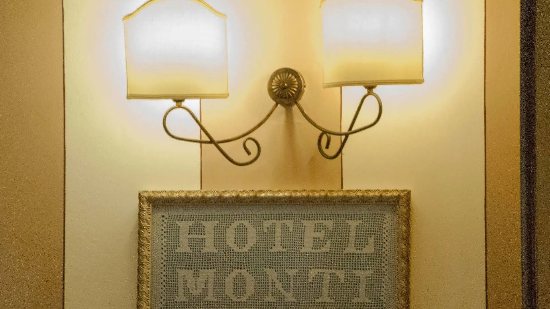 Hotel Monti San Baronto Italia
