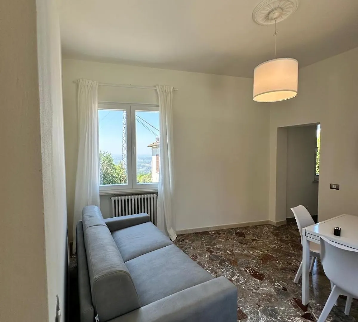 Hotel Monti San Baronto