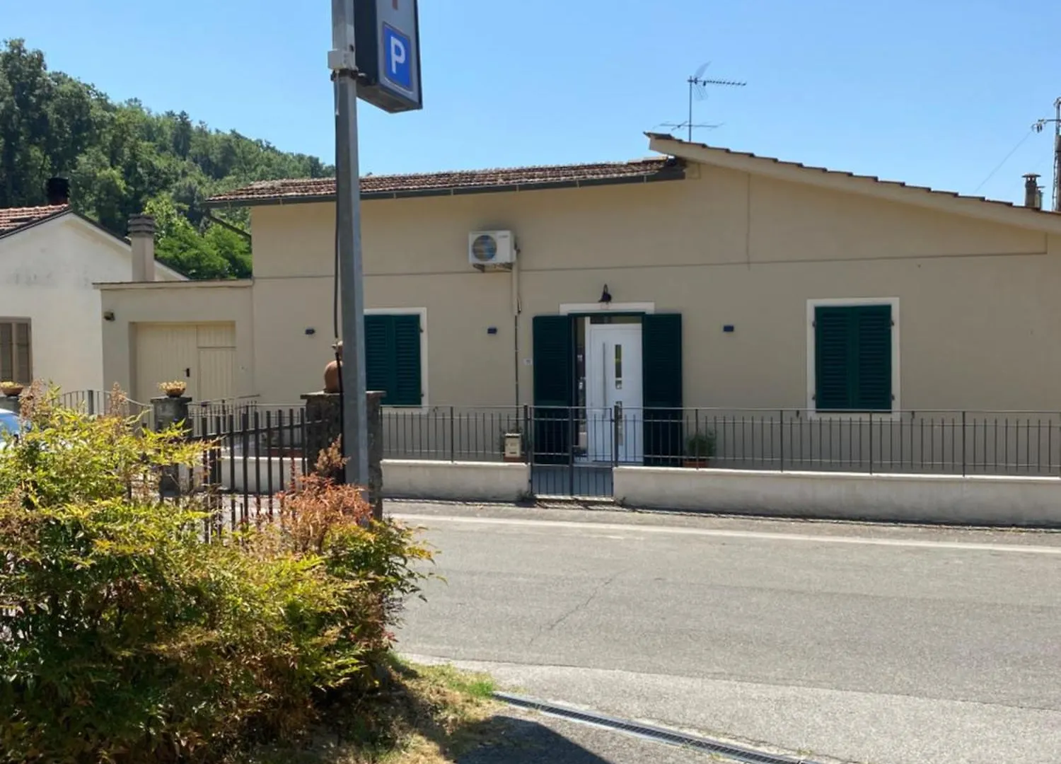 Hotel Monti San Baronto