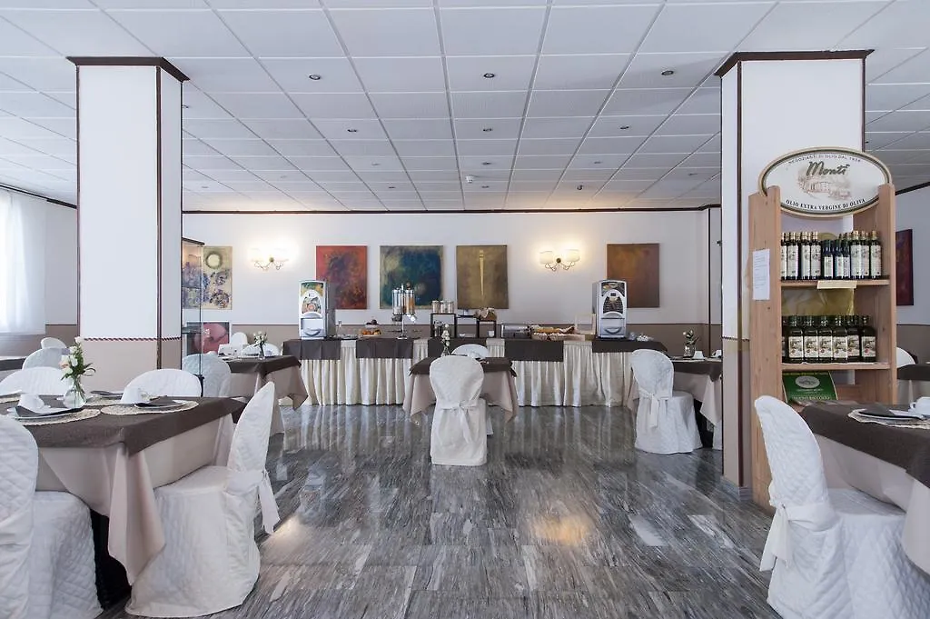 Hotel Monti San Baronto