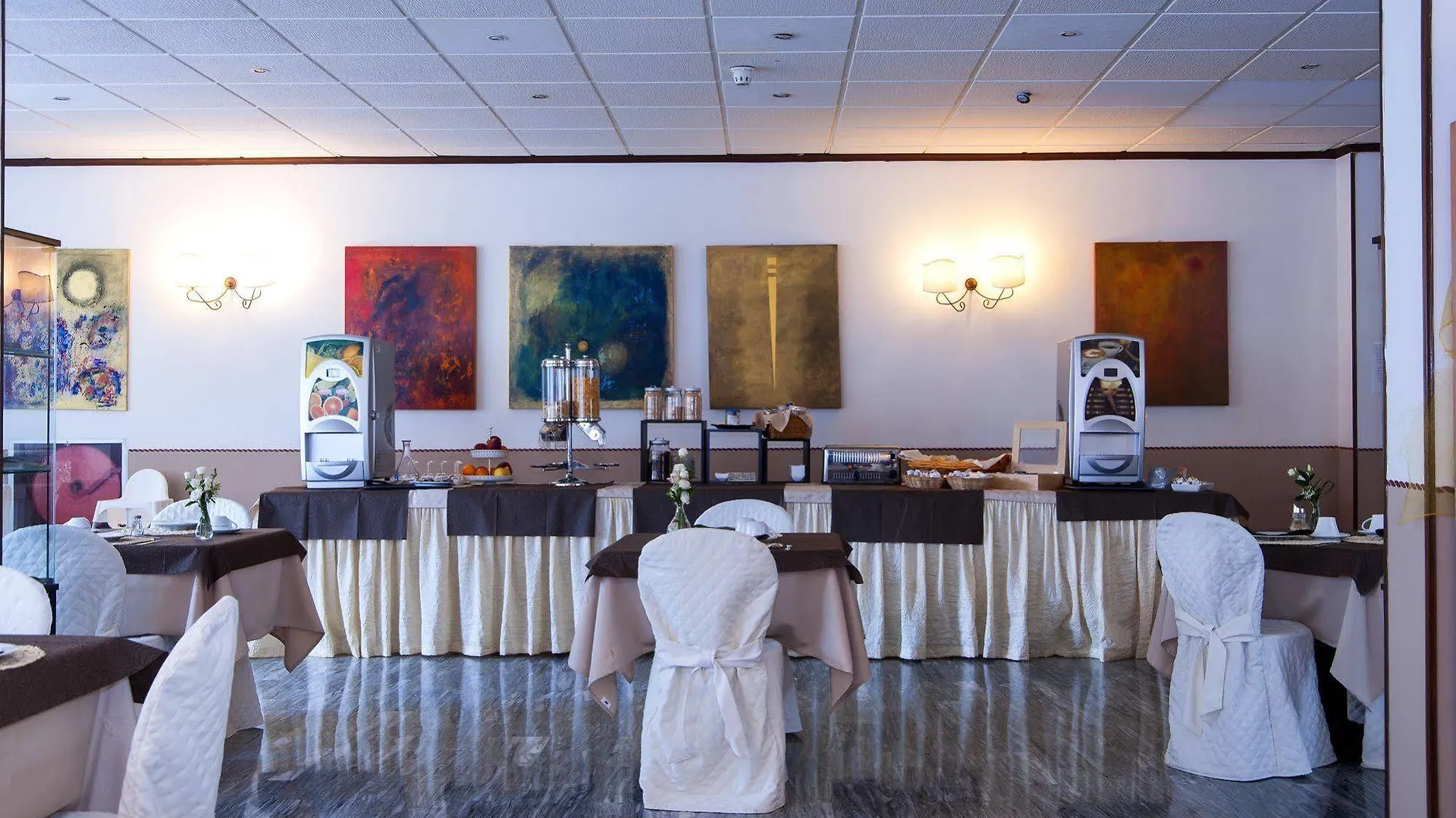 Hotel Monti San Baronto