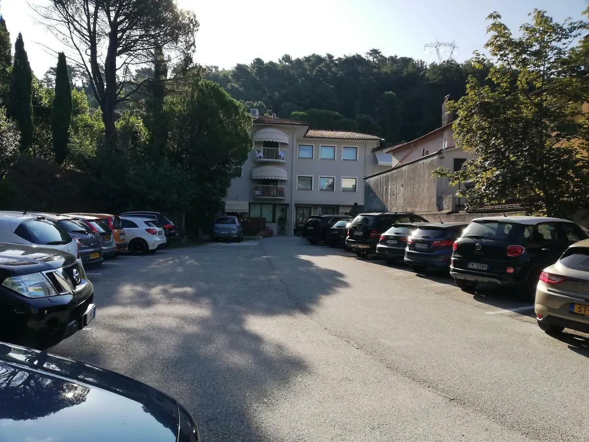 Hotel Monti San Baronto 3*,  Italien